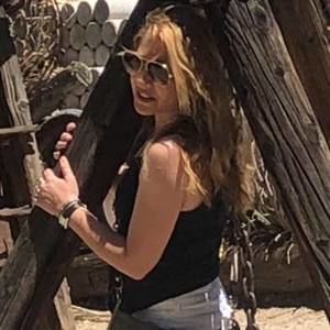 Meet your Posher, Marina